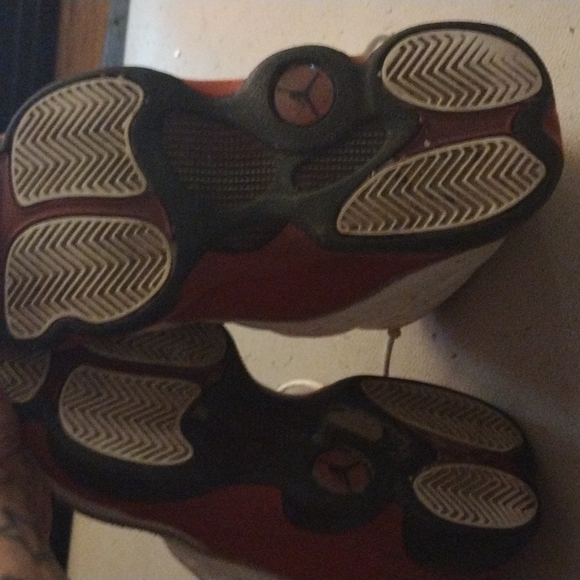 Jordan 13 - Picture 3 of 3